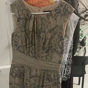 Women’s dress